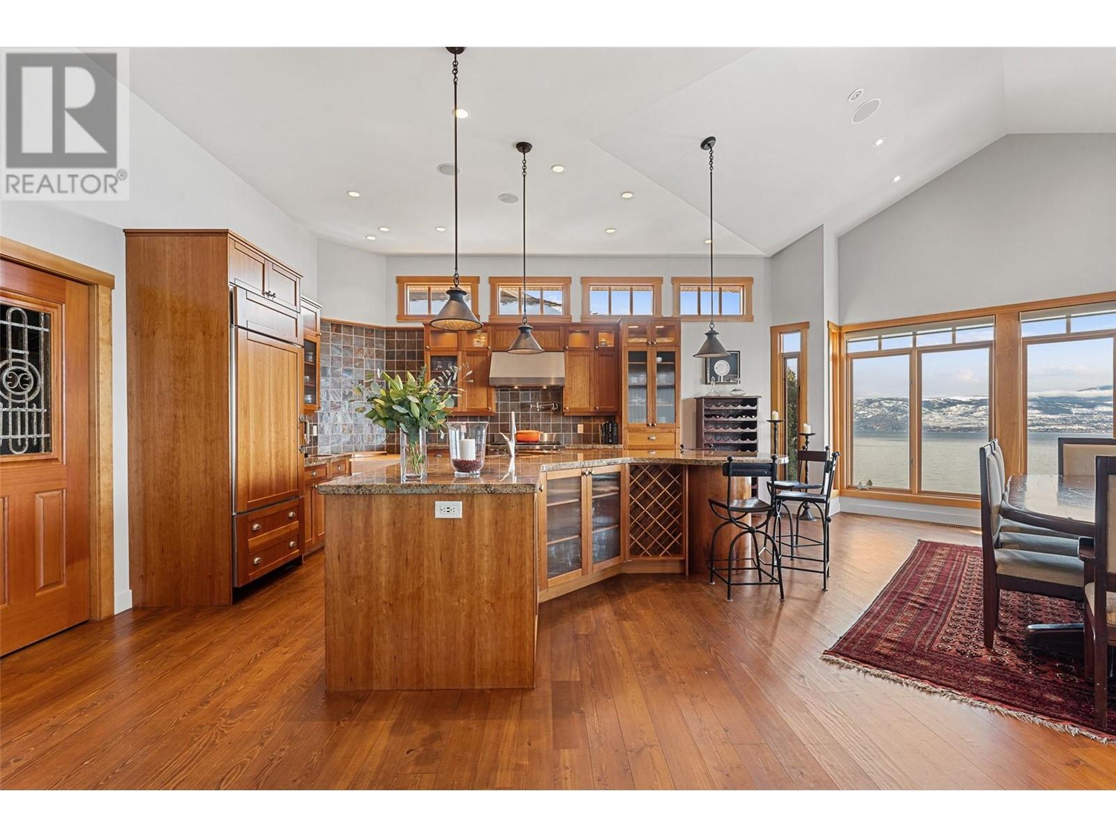 414 Okaview Road, Kelowna