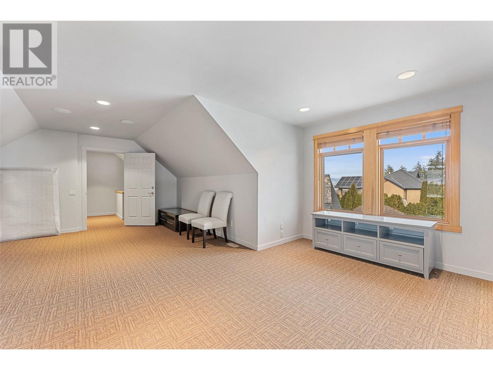 414 Okaview Road, Kelowna
