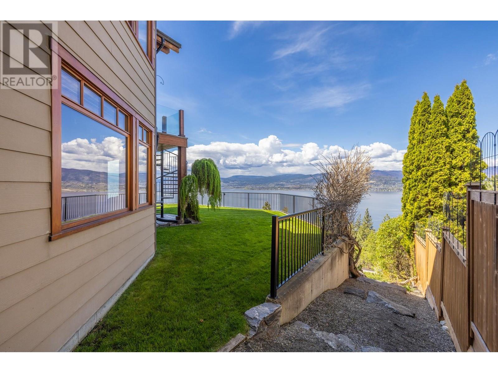 414 Okaview Road, Kelowna