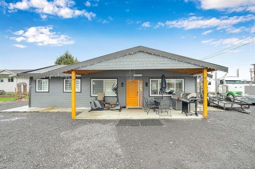 Photo 1 of 18044 40 Avenue, Surrey BC