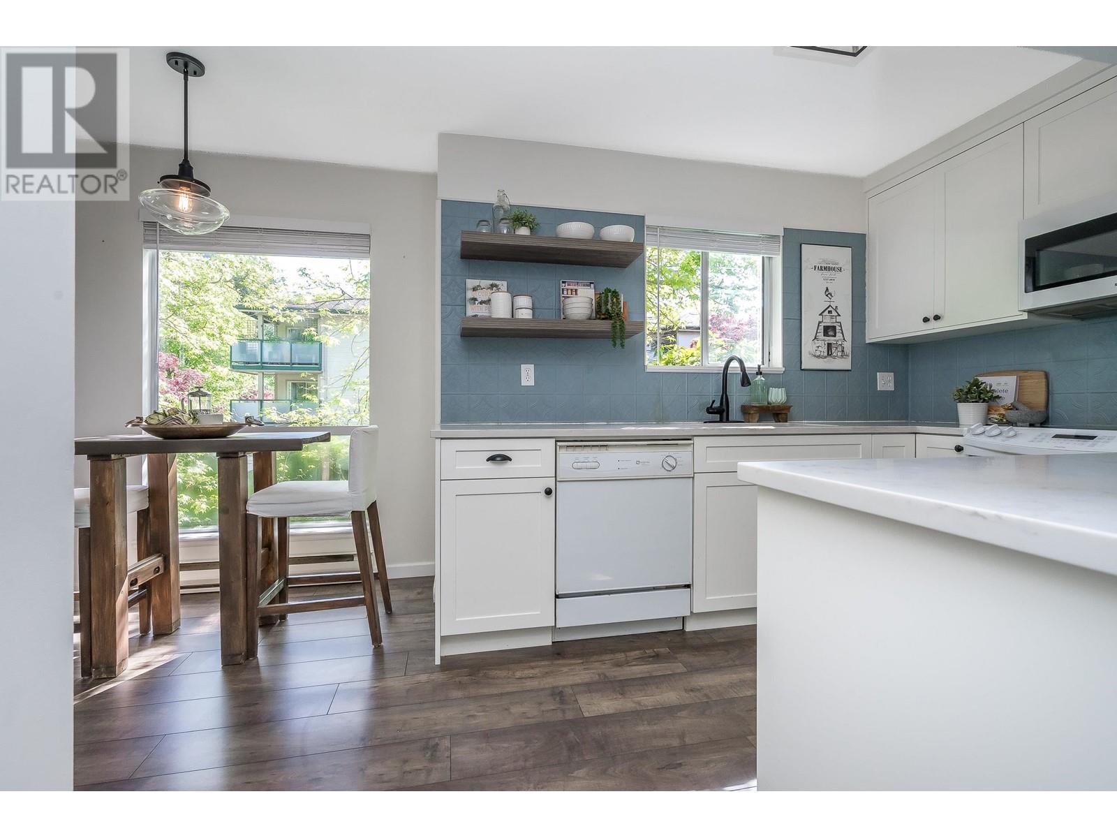 206 19122 122 AVENUE, Pitt Meadows real estate listing R2999735