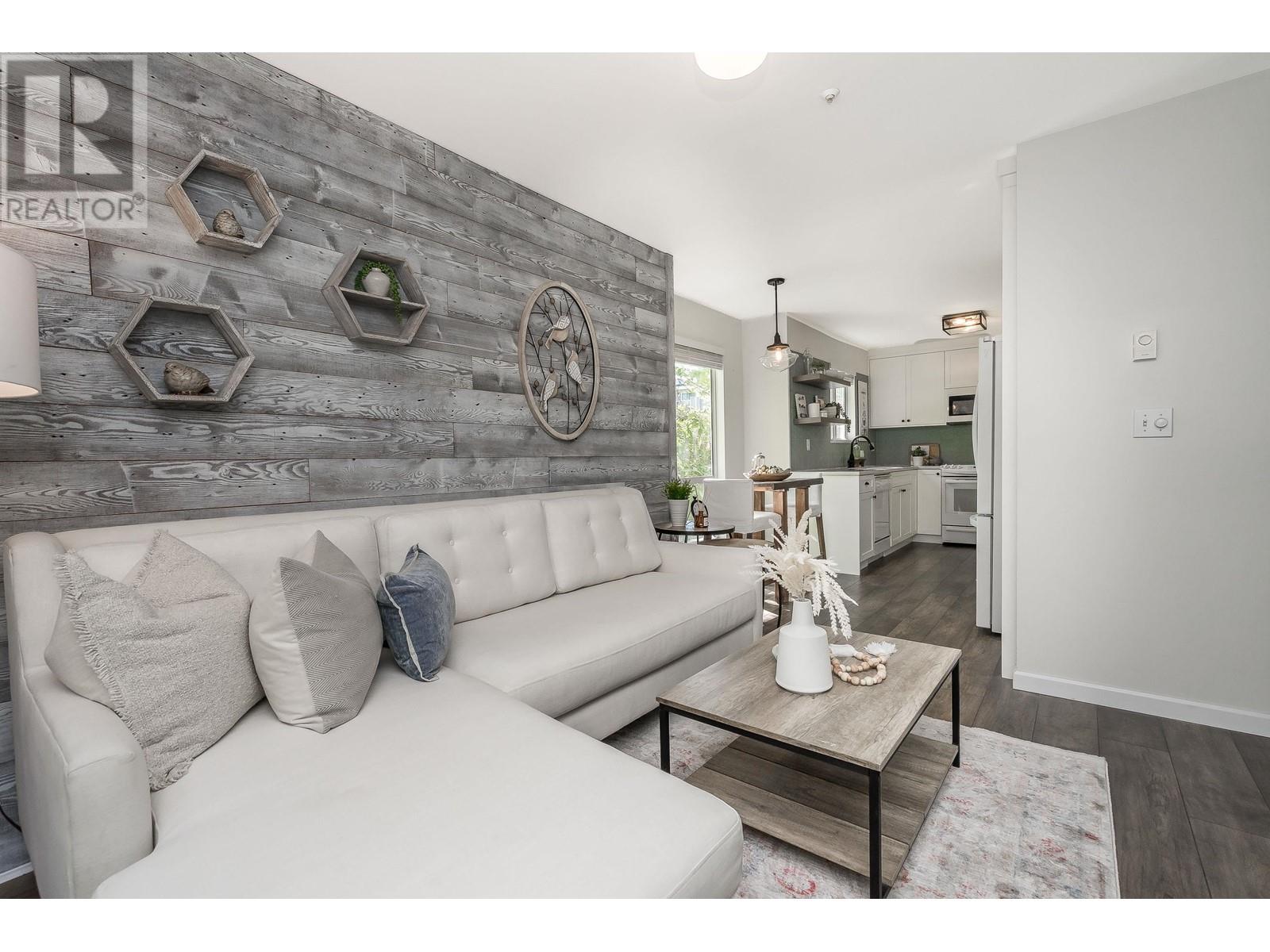 206 19122 122 AVENUE, Pitt Meadows real estate listing R2999735