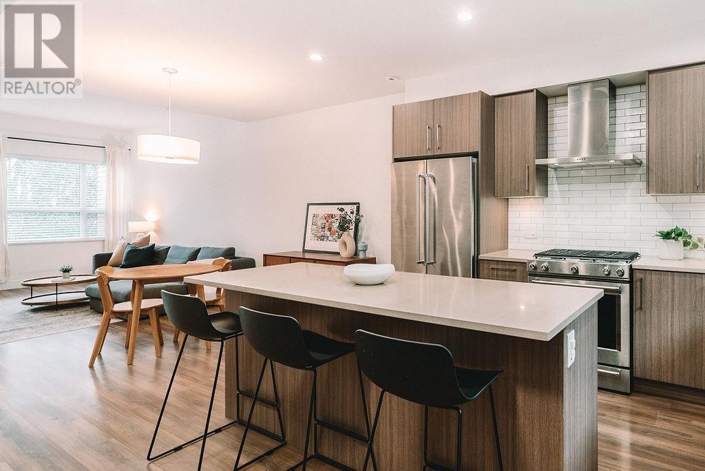 3 70 SEAVIEW DRIVE, Port Moody real estate listing R2999811