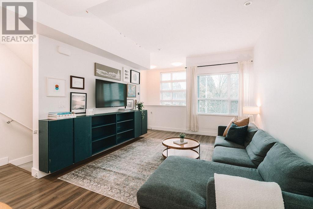 3 70 SEAVIEW DRIVE, Port Moody real estate listing R2999811