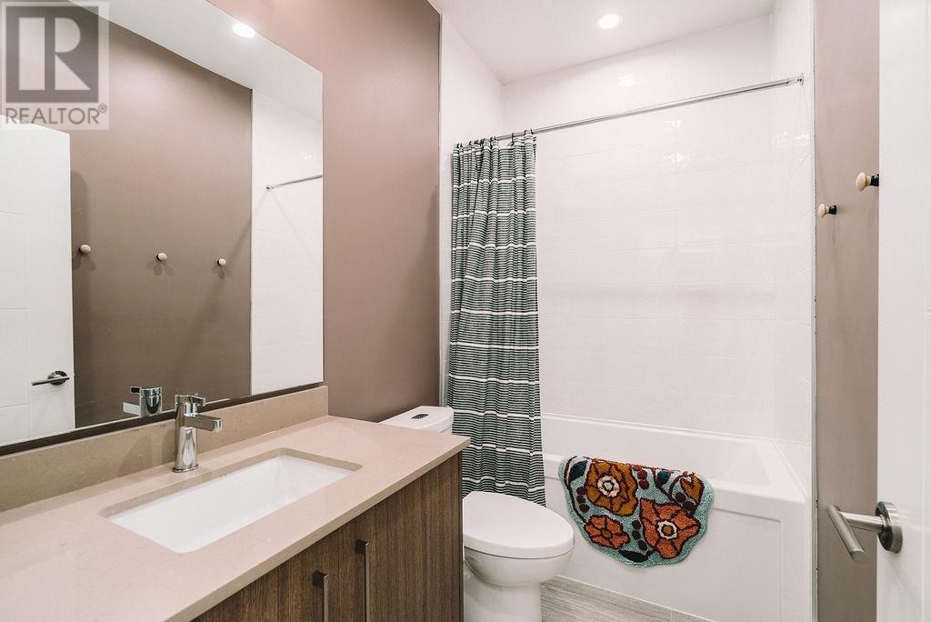 3 70 SEAVIEW DRIVE, Port Moody real estate listing R2999811