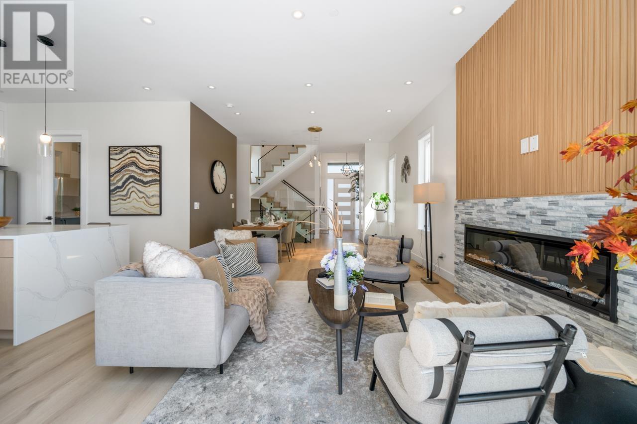 3329 OXFORD STREET, Port Coquitlam real estate listing R2999846