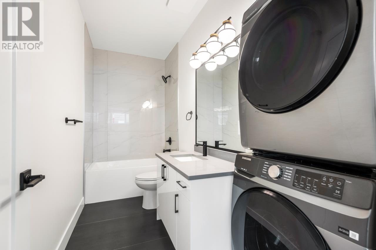 3329 OXFORD STREET, Port Coquitlam real estate listing R2999846