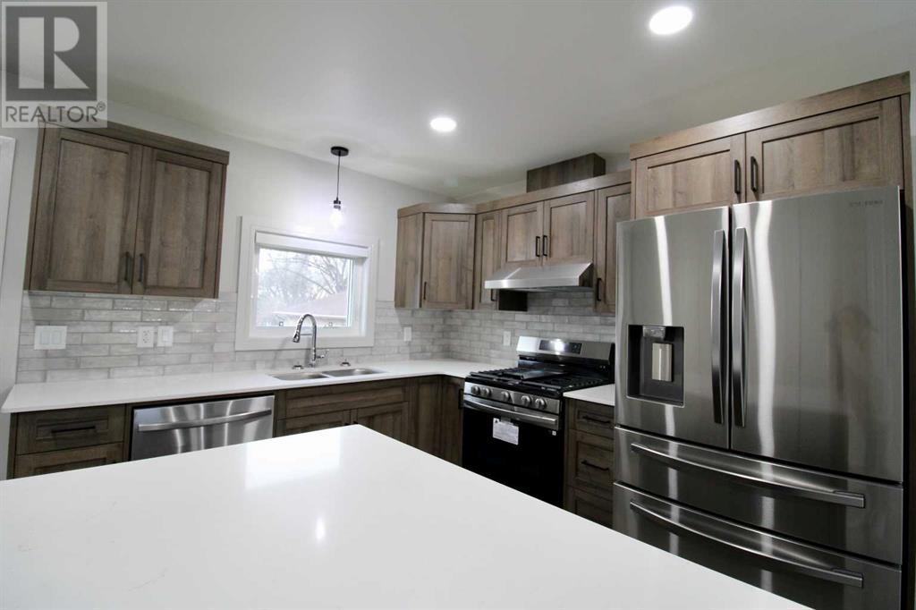 Single Family House for Sale in  A Street S Victoria Park Lethbridge 
