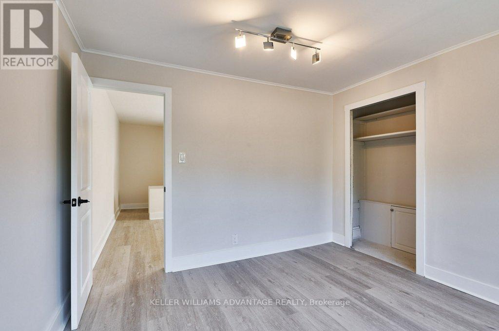 Single Family House for Sale in UPPER   PHARMACY AVENUE Toronto (Oakridge) 