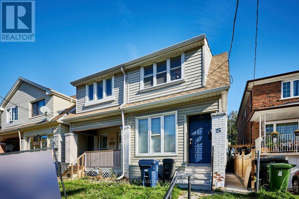 Single Family House for Sale in UPPER   PHARMACY AVENUE Toronto (Oakridge) 