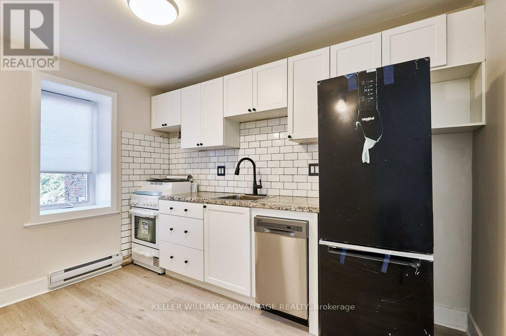 Single Family House for Sale in UPPER   PHARMACY AVENUE Toronto (Oakridge) 