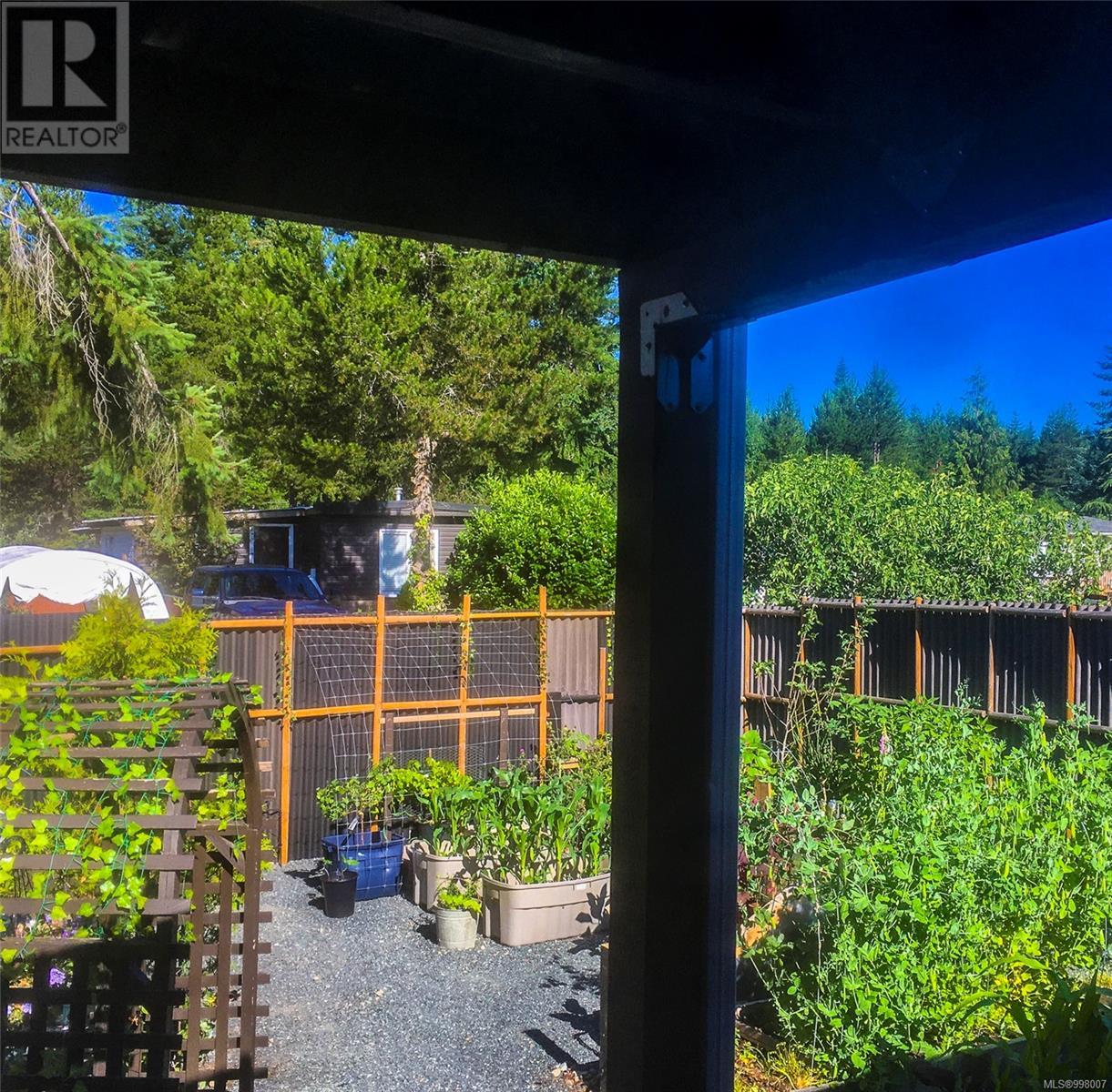 Photo 13 of 20 2130 Errington Rd, Errington BC