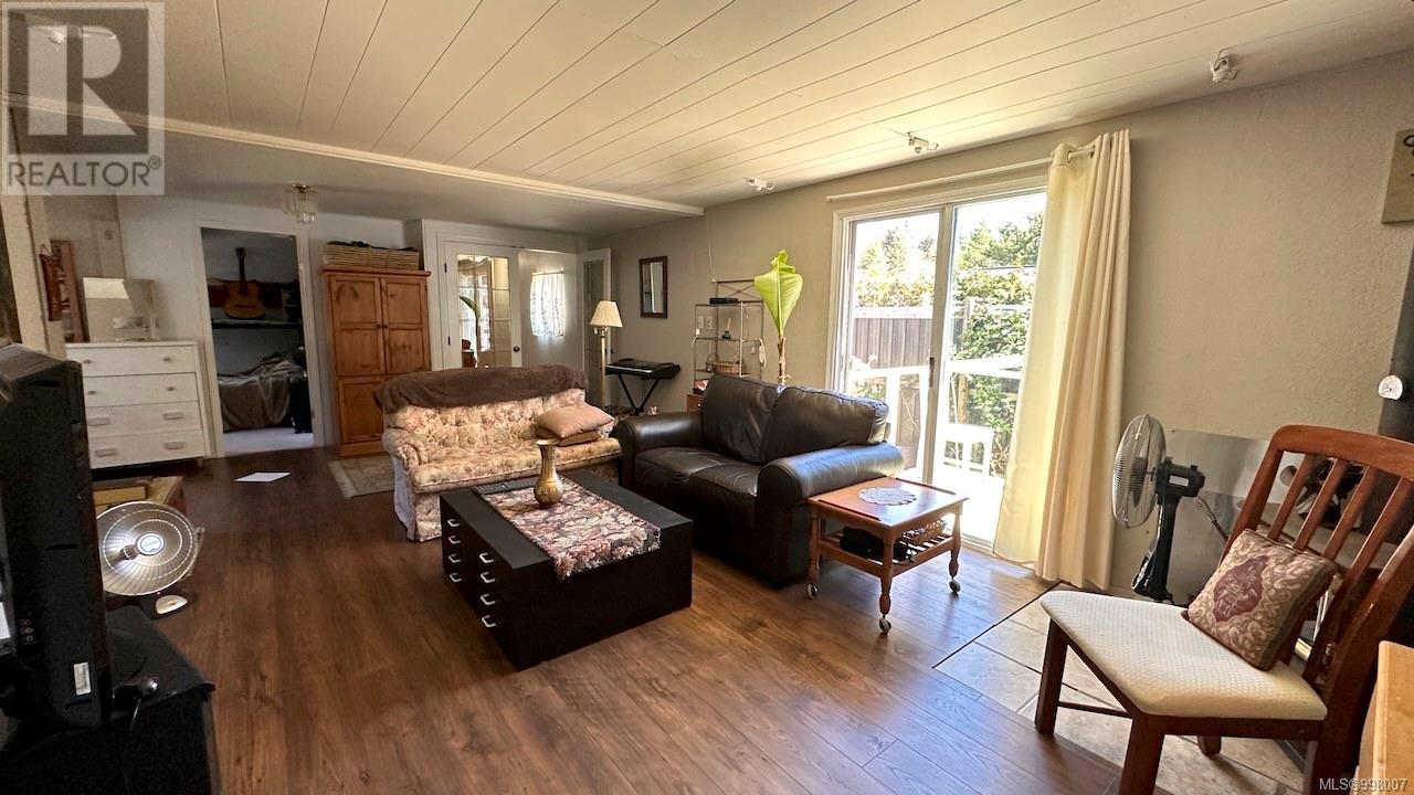 Photo 17 of 20 2130 Errington Rd, Errington BC
