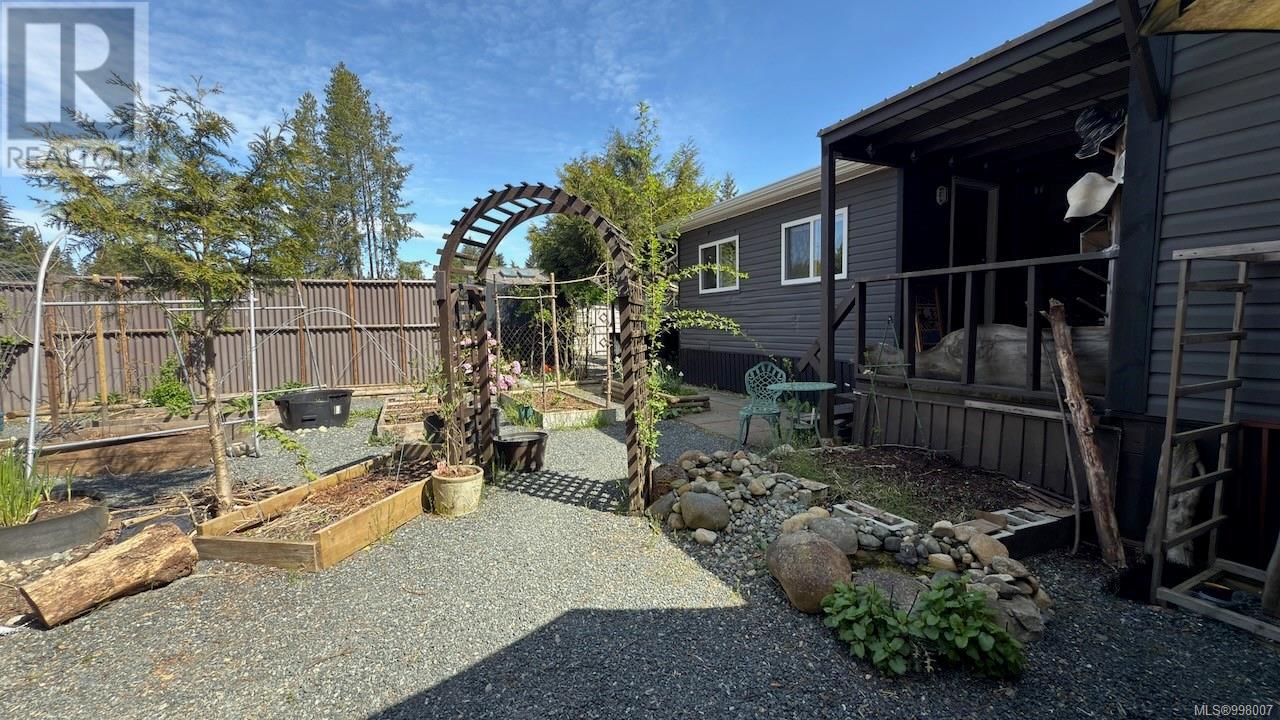 Photo 2 of 20 2130 Errington Rd, Errington BC
