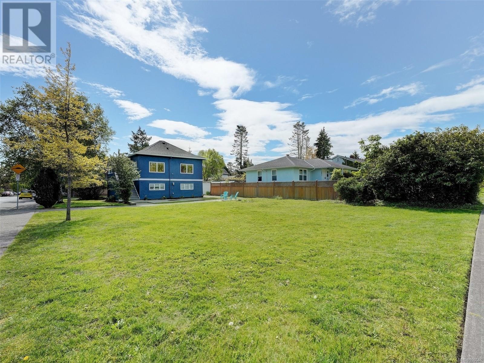 1865 Quamichan St, Victoria