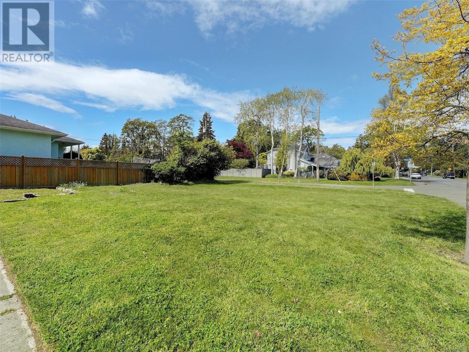 1865 Quamichan St, Victoria