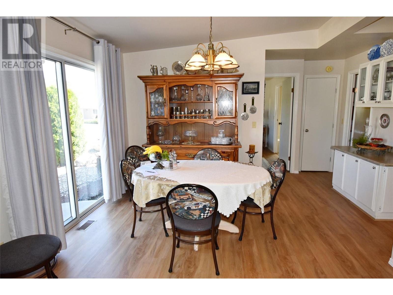  735 3 Street, Vernon