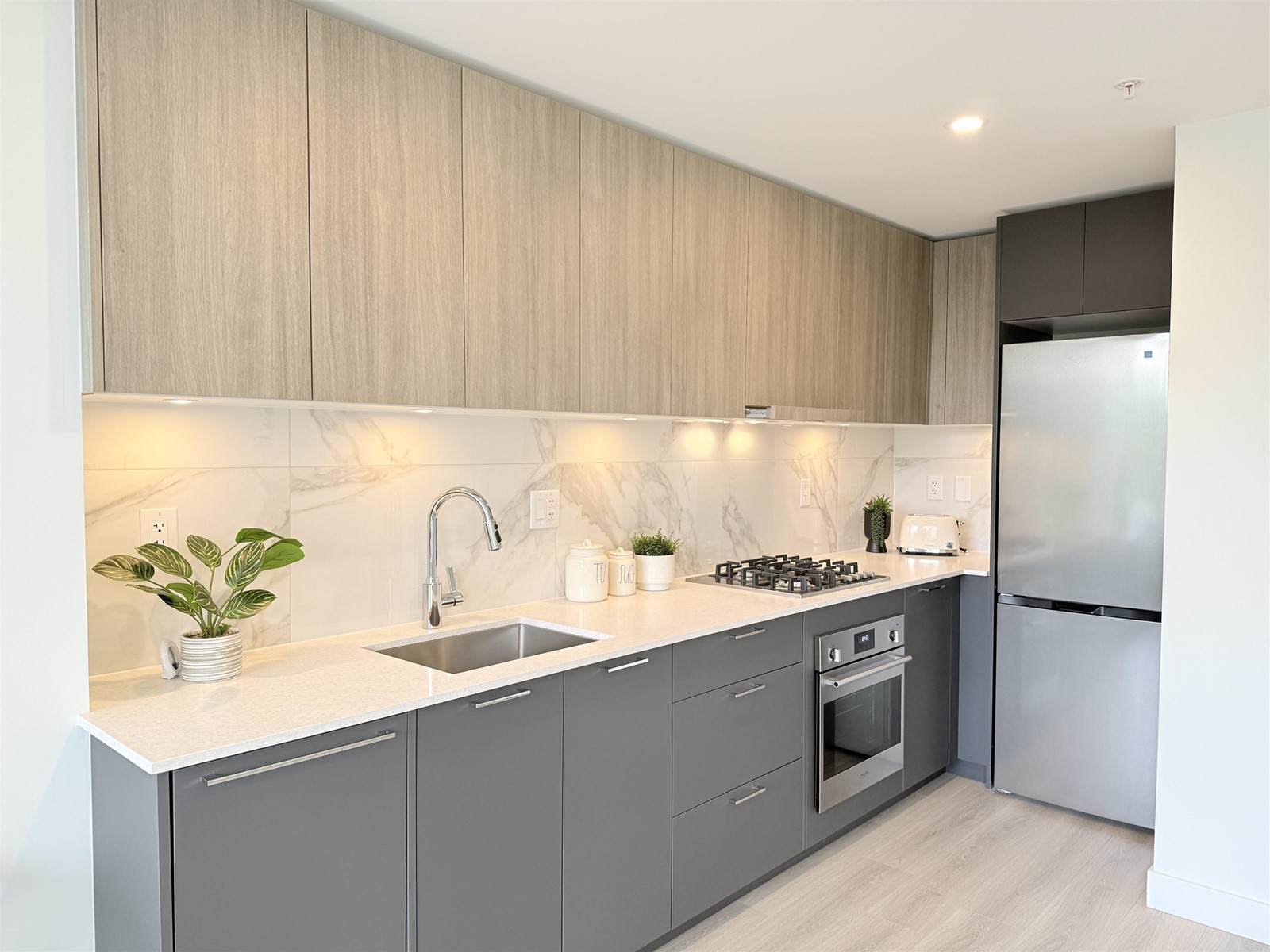402 8551 201 STREET, Langley