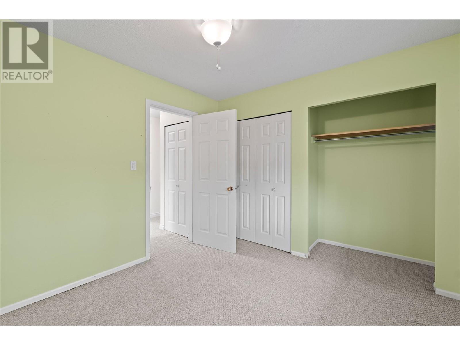  5091 Lakeshore Road Northeast, Salmon Arm