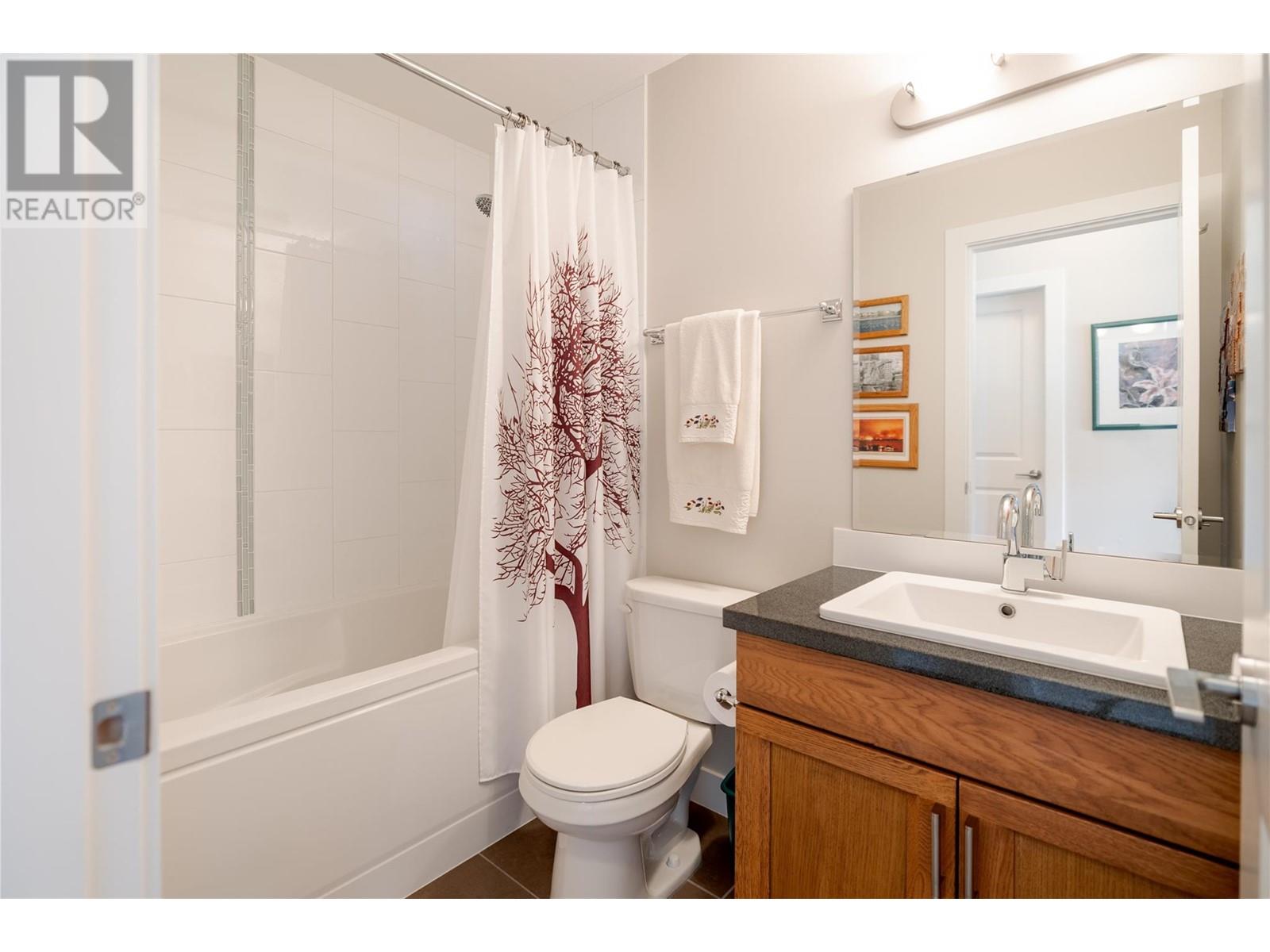 410 3220 Skyview Lane, West Kelowna