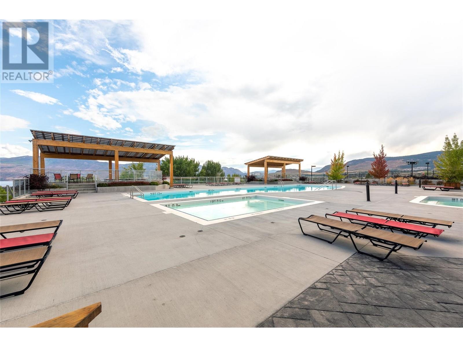 410 3220 Skyview Lane, West Kelowna