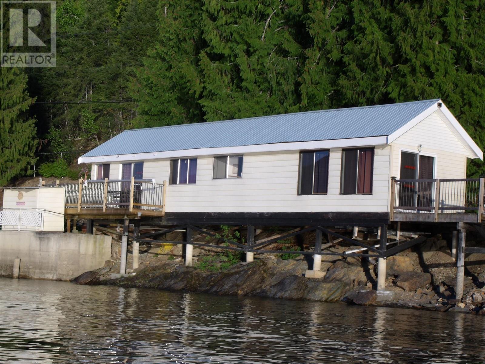  3181 Eagle Bay Road, Eagle Bay