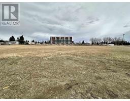 9504 100th Avenue, Fort St  John, BC V1J1X7 Photo 9