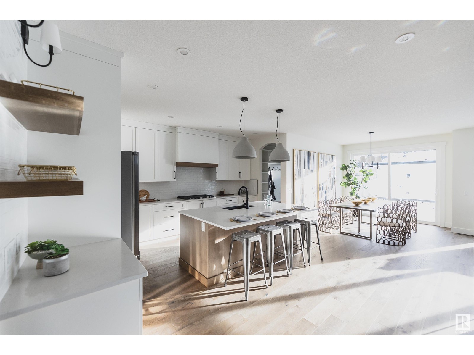 Photo 8 of 6535 112 A St Nw, Edmonton AB