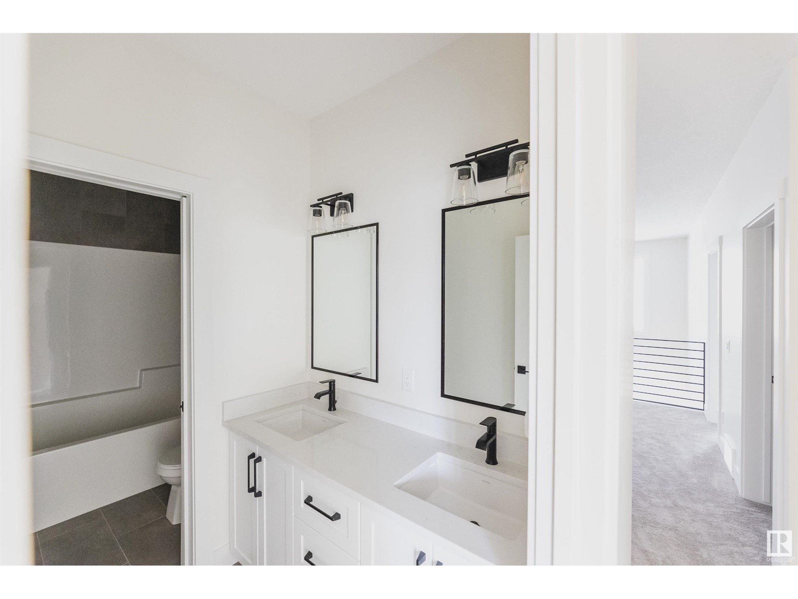 Photo 23 of 6535 112 A St Nw, Edmonton AB