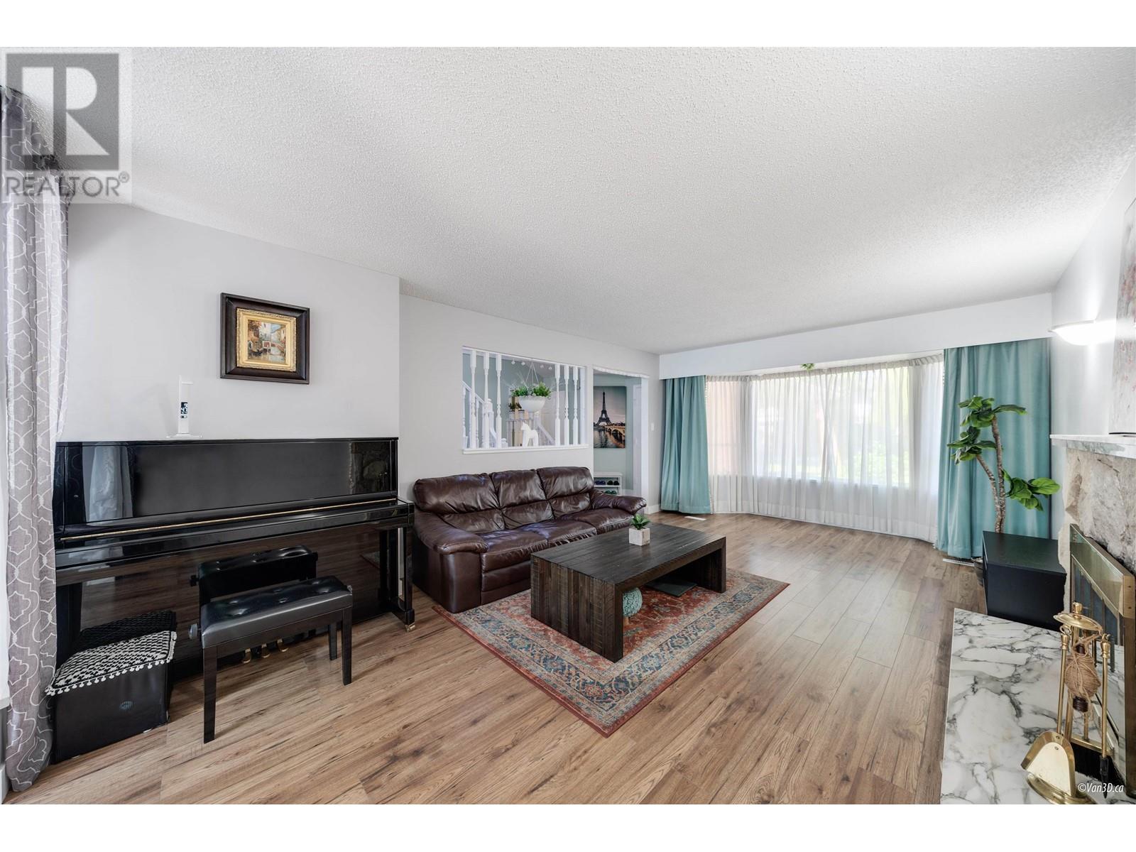 5200 SAPPHIRE PLACE, Richmond
