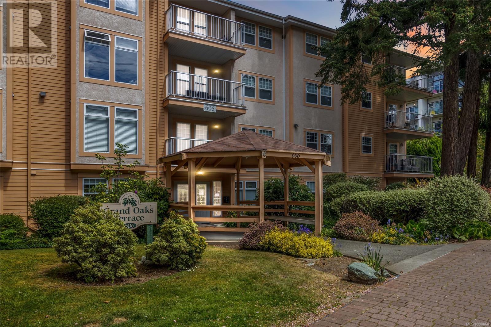 309 606 Goldstream Ave, Langford