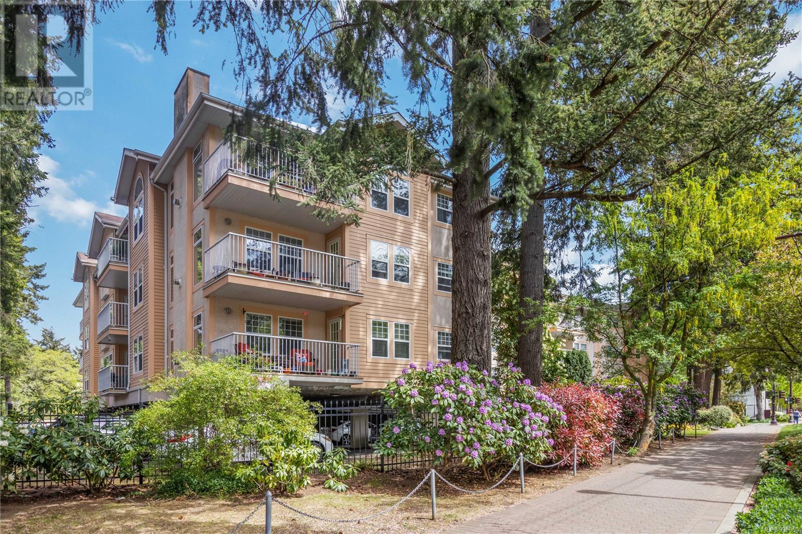 309 606 Goldstream Ave, Langford