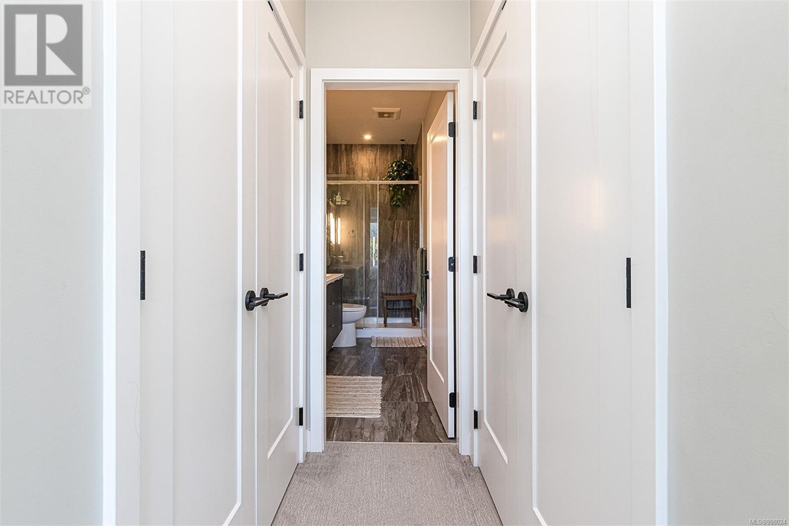 612 967 Whirlaway Crescent, Langford