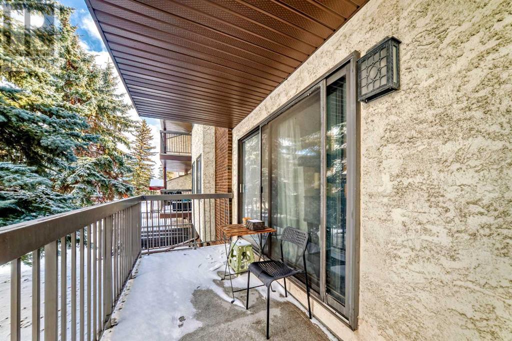 Single Family House for Sale in    Avenue SW Kingsland Calgary 