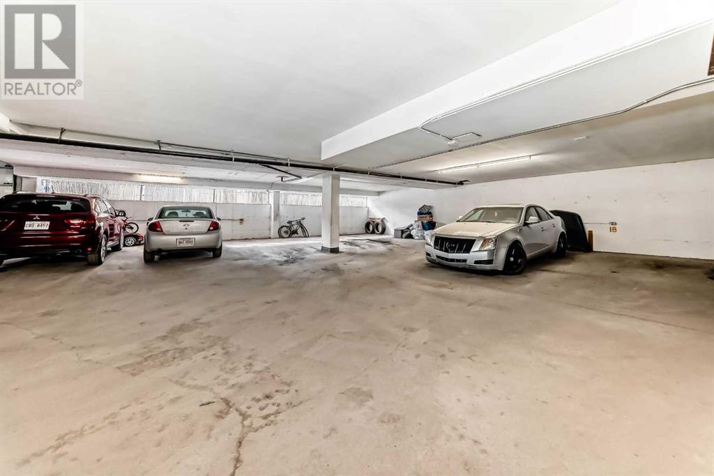 Single Family House for Sale in    Avenue SW Kingsland Calgary 