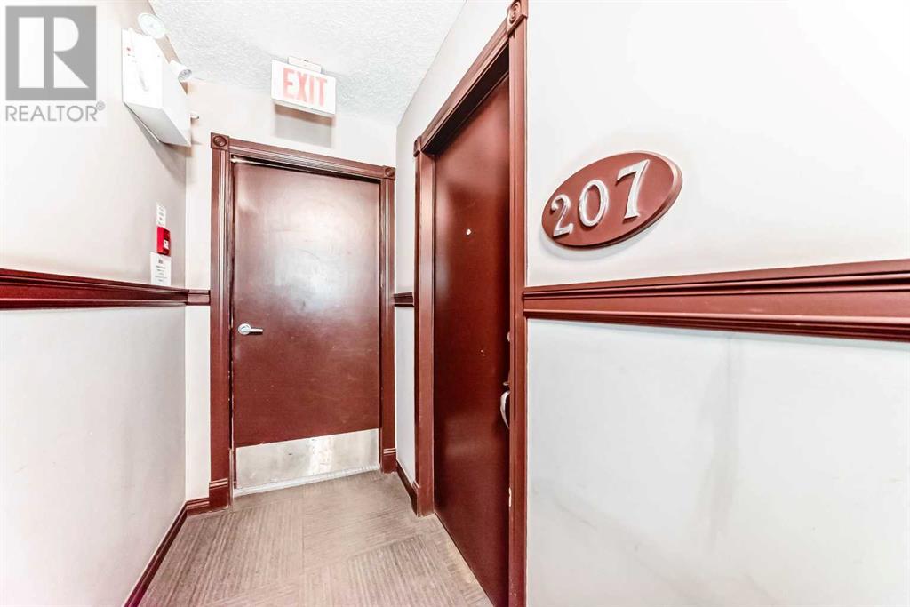 Single Family House for Sale in    Avenue SW Kingsland Calgary 