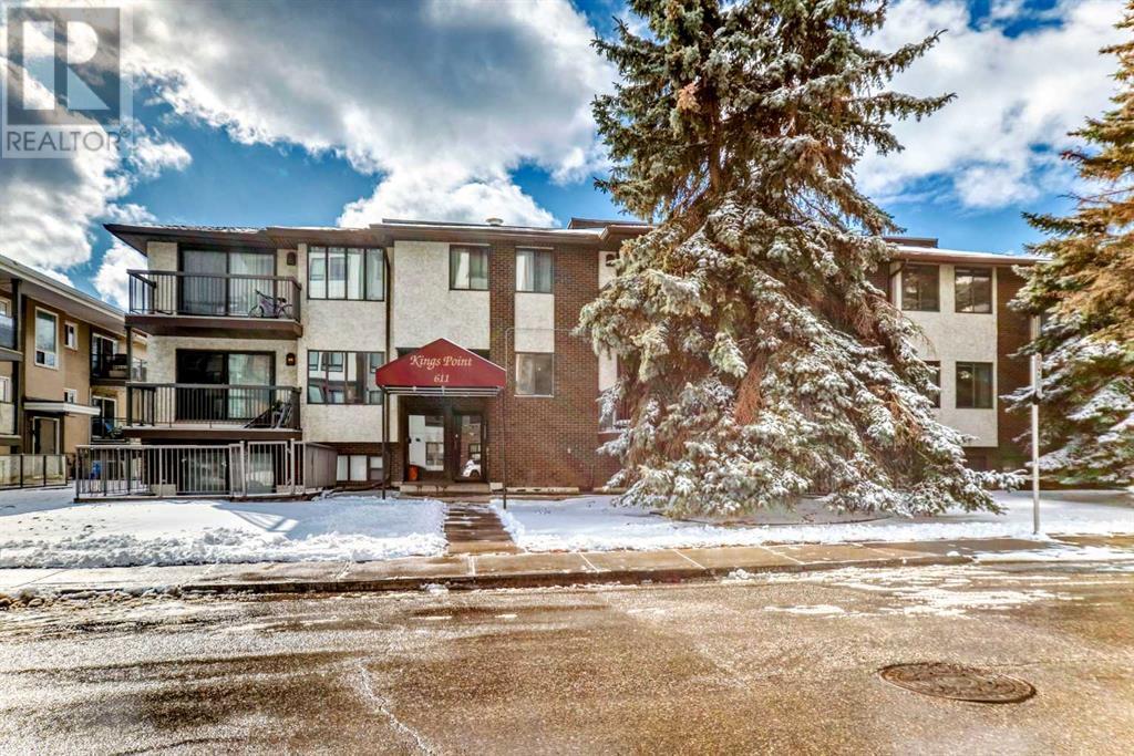 Single Family House for Sale in    Avenue SW Kingsland Calgary 