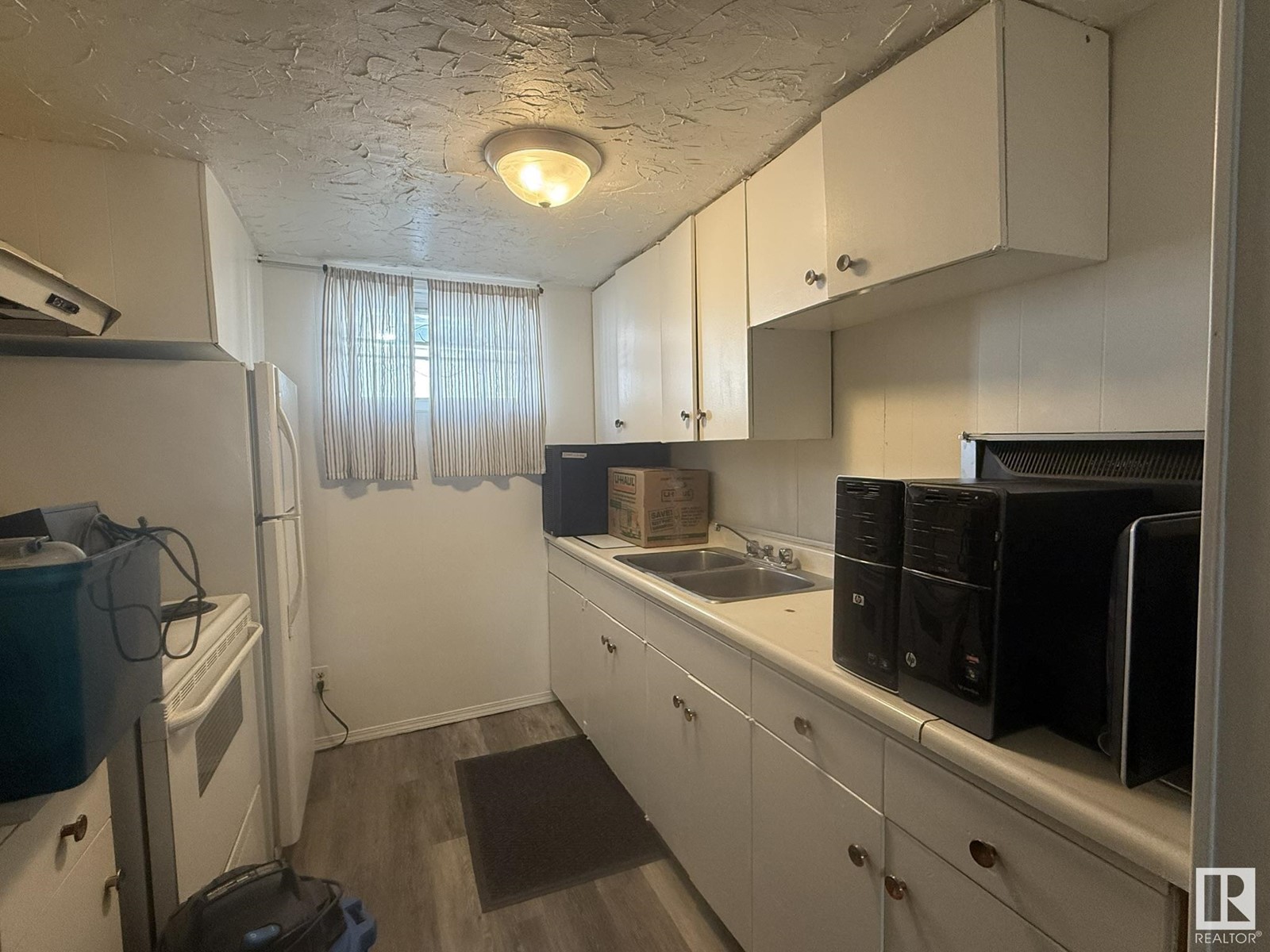 10622 150 ST NW NW, Edmonton