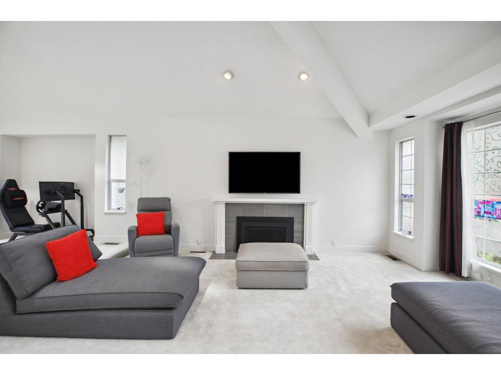 Photo 9 of 16641 Rosewood Place, Surrey BC
