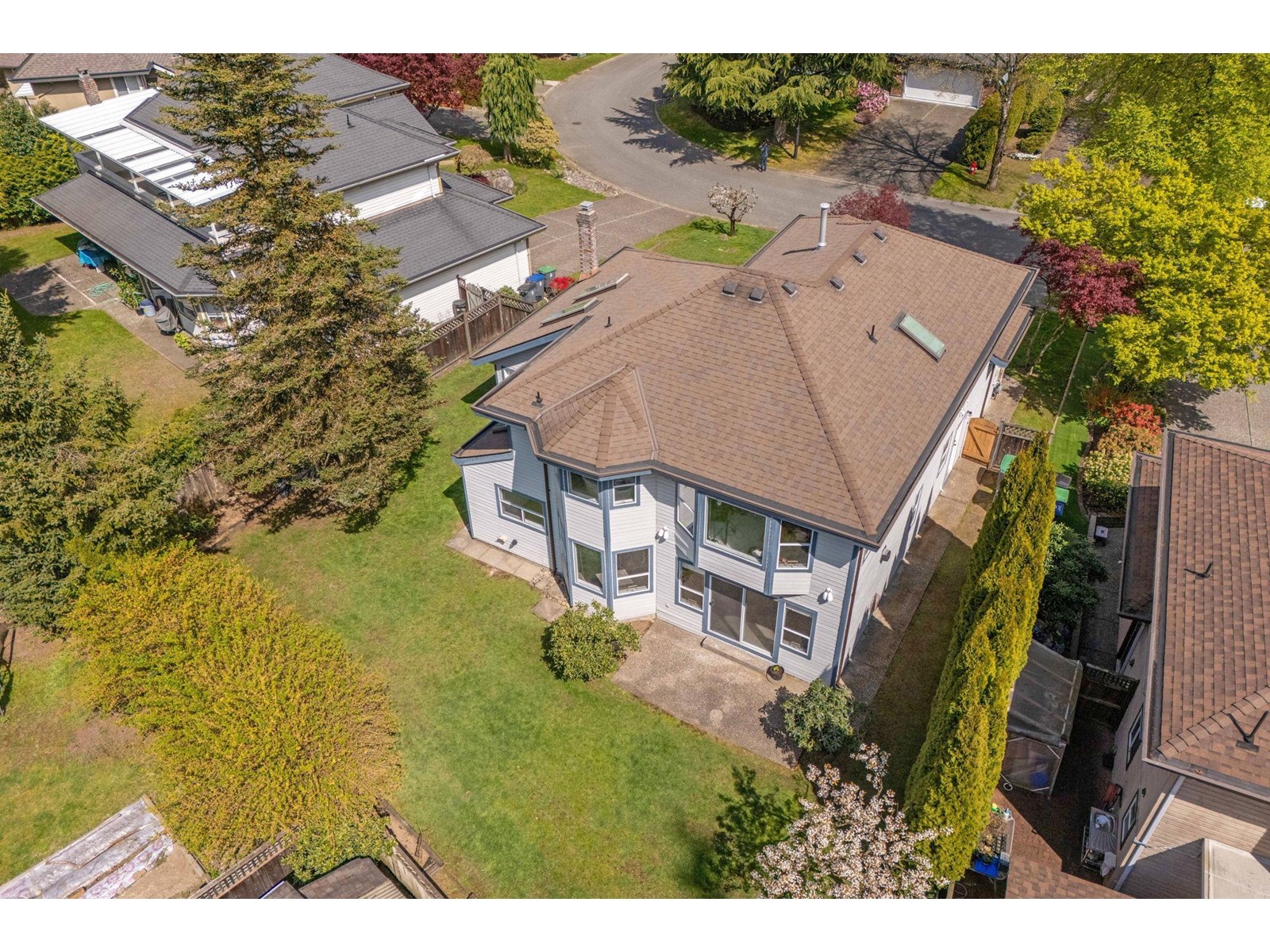 Photo 3 of 16641 Rosewood Place, Surrey BC