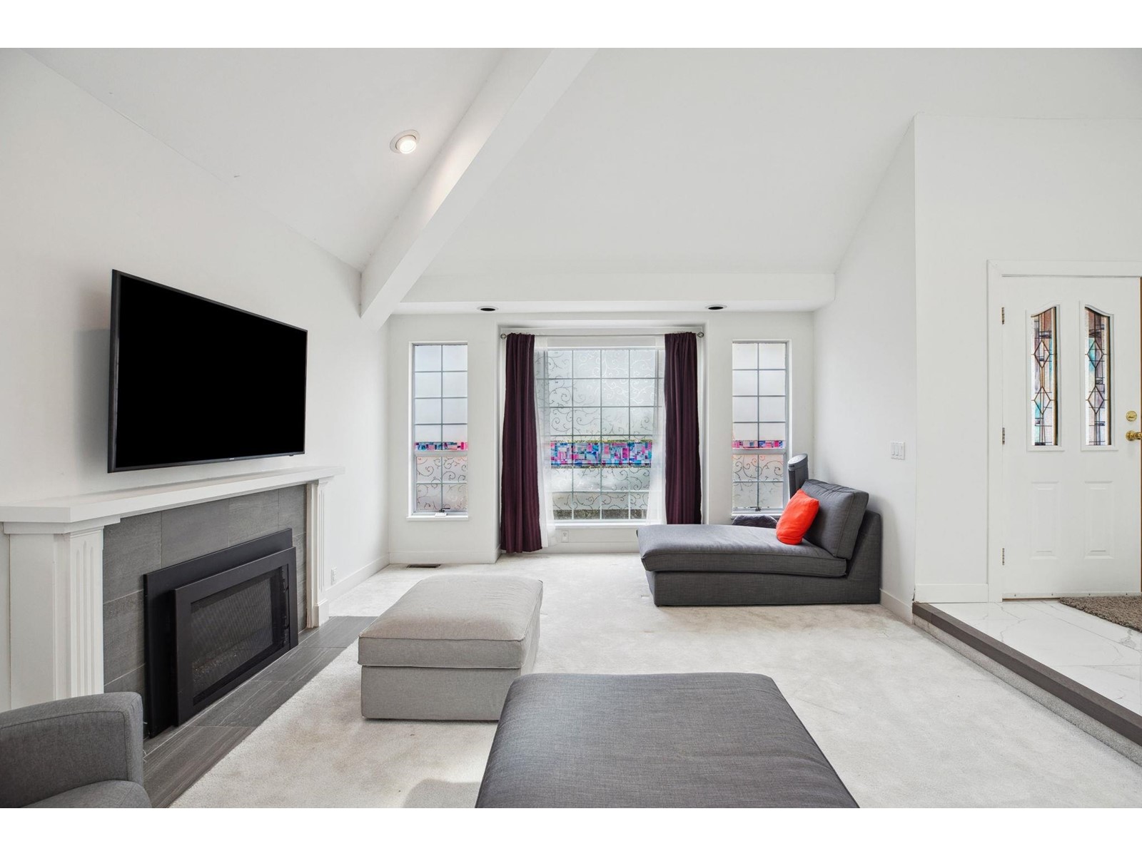 Photo 8 of 16641 Rosewood Place, Surrey BC