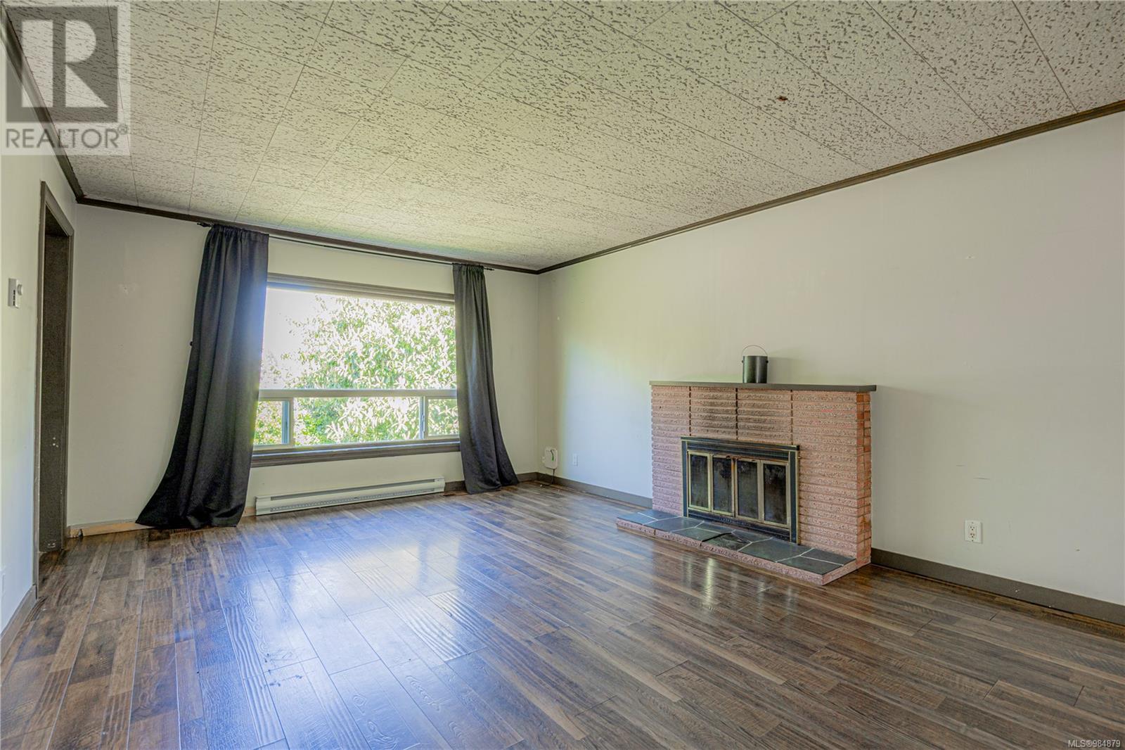 1019/1023 Dufferin Cres, Nanaimo