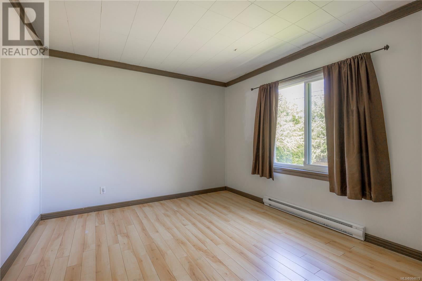 1019/1023 Dufferin Cres, Nanaimo