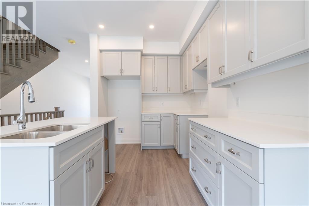 Photo 21 of 15 Raspberry Lane, Hamilton ON