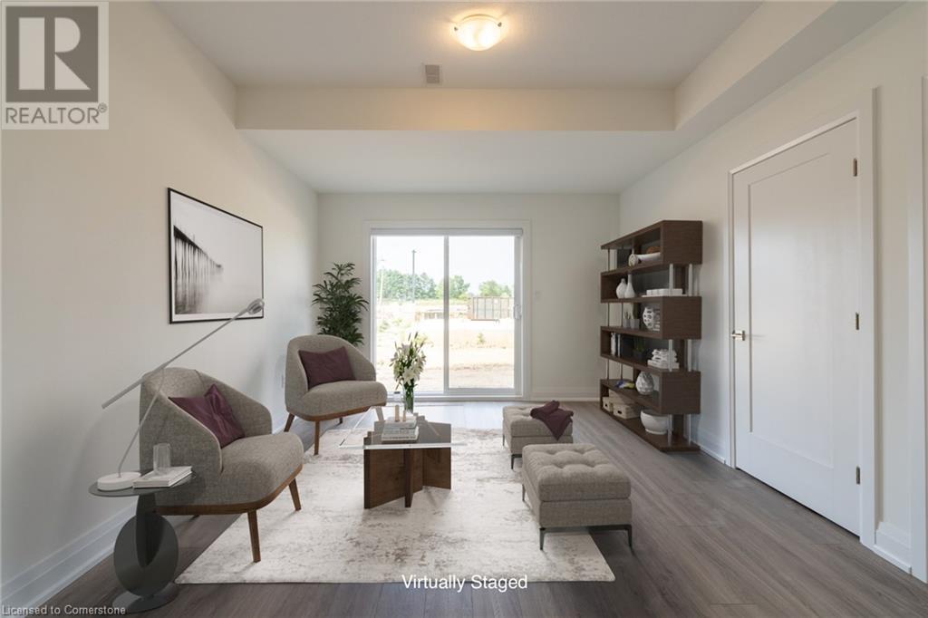 Photo 9 of 15 Raspberry Lane, Hamilton ON
