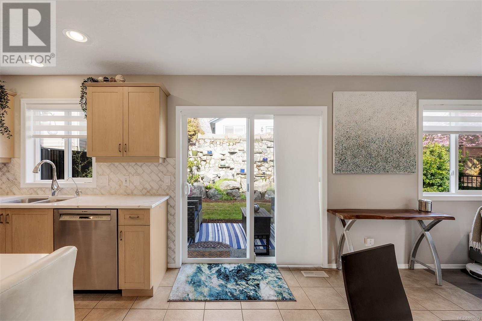  16 Cahilty Lane, View Royal