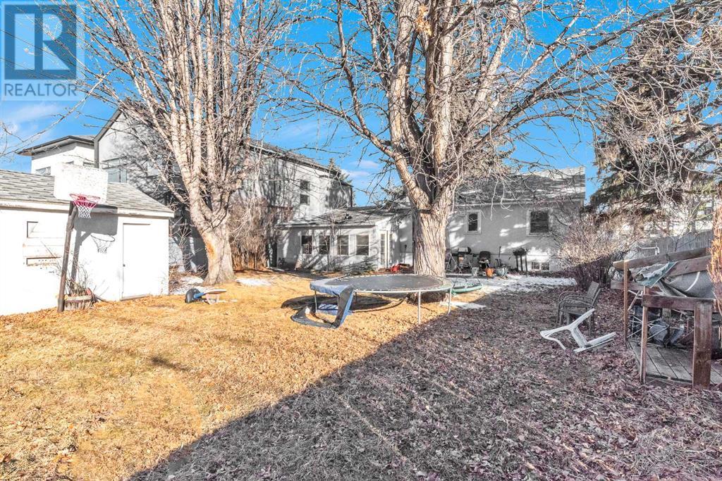 223 22 Avenue NE Photo 12 - Calgary Real Estate