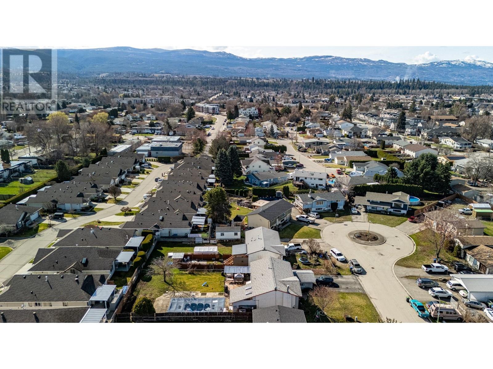  483 O'Keefe Court, Kelowna