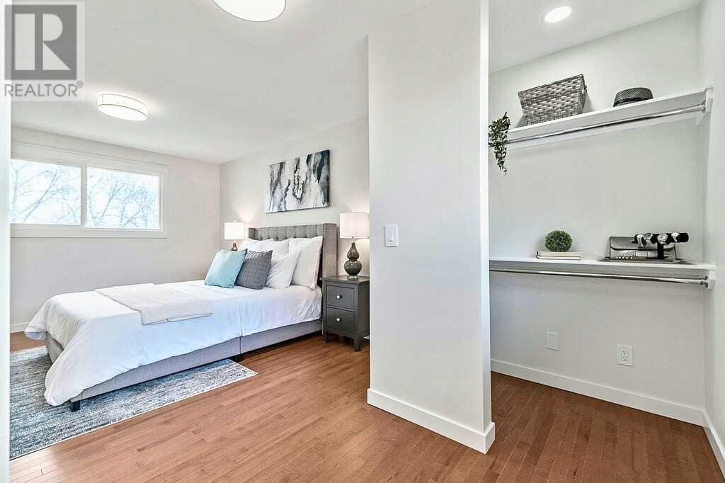 Single Family House for Sale in  Scenic Green NW Scenic Acres Calgary 