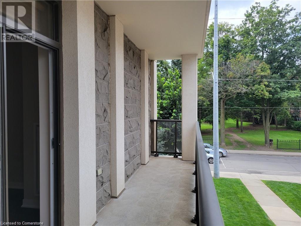 Photo 11 of 90 Charlton Avenue W Unit 208, Hamilton ON